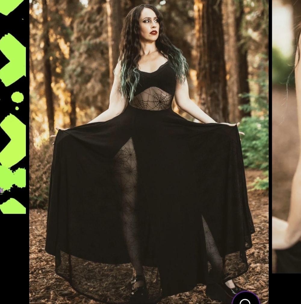 Weasel Wear Arachnaphobia Dress